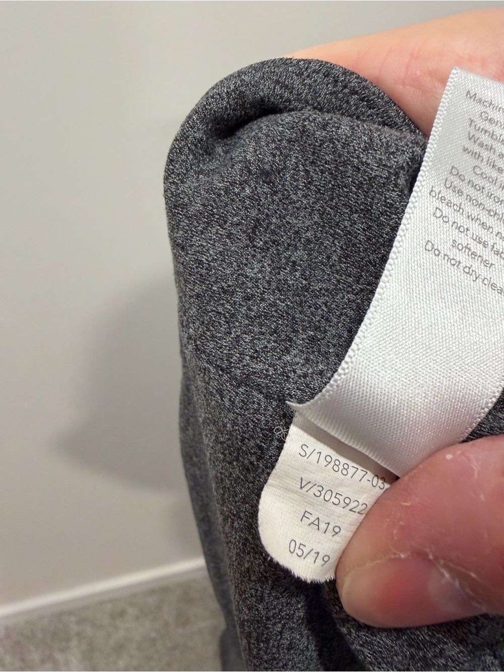 ATHLETA Stash Pocket Salutation Tight Leggings - Picture 8 of 8